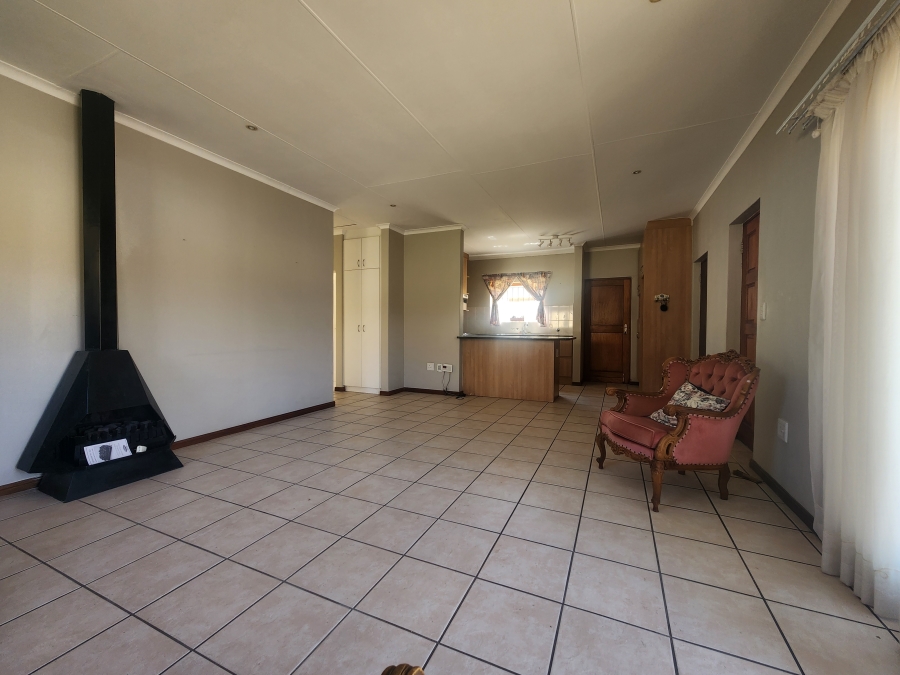 3 Bedroom Property for Sale in Sandbaai Western Cape